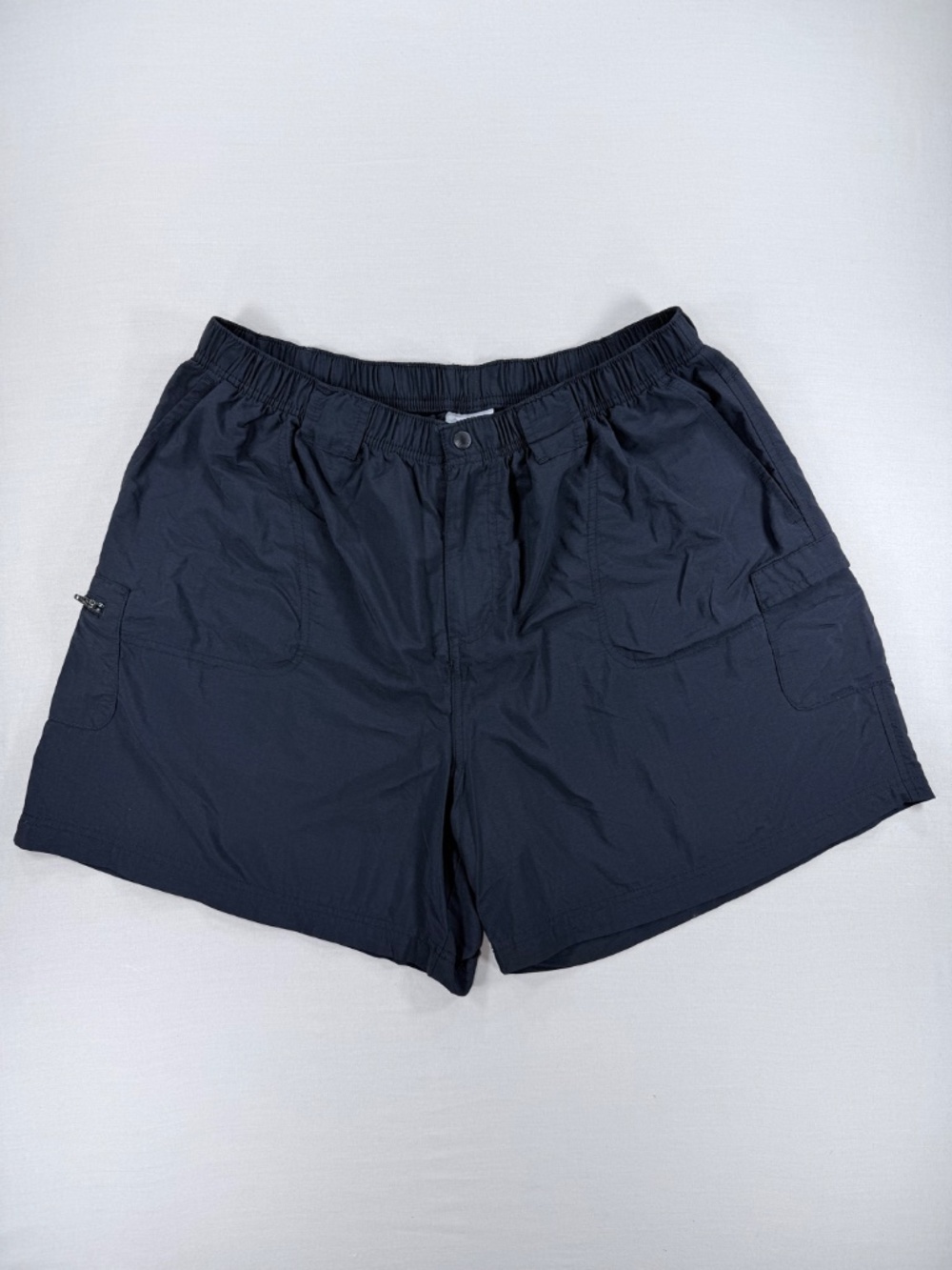 Columbia Omni-Shade Black Cargo Hiking Shorts Women's Plus 1X / 6" Inseam
